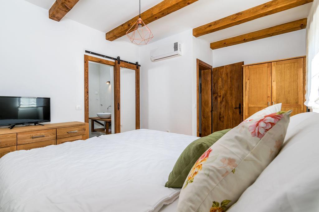 Villa Sagri - Heated Pool Zagrici Екстериор снимка